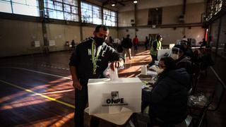 Argentina: La comunidad peruana vota con restricciones por la pandemia