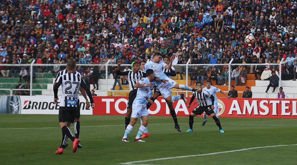 Las mejores imágenes del triunfo del Real Garcilaso frente al Santos de Brasil (FOTOS)