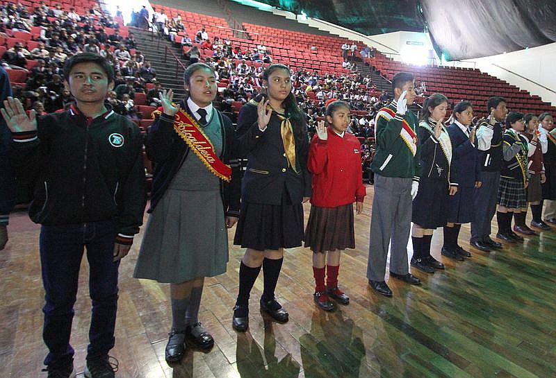 En colegios de Arequipa pagan más de mil soles por pensiones y cuotas de ingreso