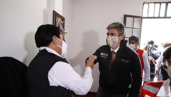 Ayacucho: el ministro Neyra destacó la labor que cumplen los trabajadores de la cultura en plena pandemia. (Foto: Ministerio de Cultura)
