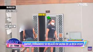 Captan a Rafael Fernández, en el mes de febrero, saliendo de un sauna donde ofrecen masajes “estimulantes”