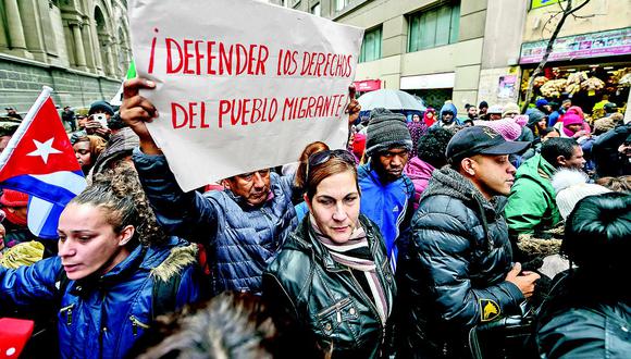 Cientos de inmigrantes protestan en Chile 