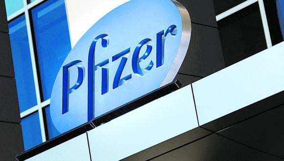 El director ejecutivo de Pfizer, Albert Bourla aseguró que "la noticia es un auténtico cambio en los esfuerzos globales para detener la devastación de esta pandemia”. (Foto: DOMINICK REUTER / AFP)