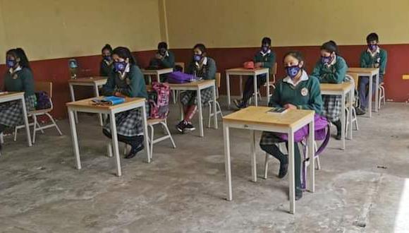 Institución educativa en Cusco vuelve a recibir alumnos de manera presencial.