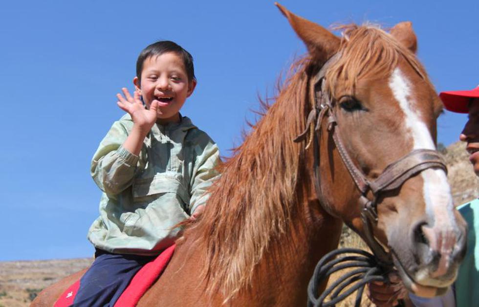 Equinoterapia logra resultados positivos en niños Down 