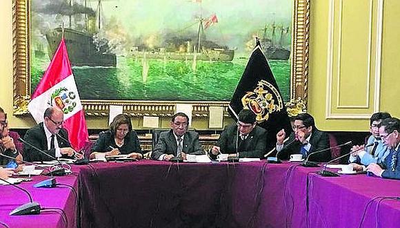 Congresistas de Arequipa, Puno y Moquegua buscan consenso por caso de Paltuture