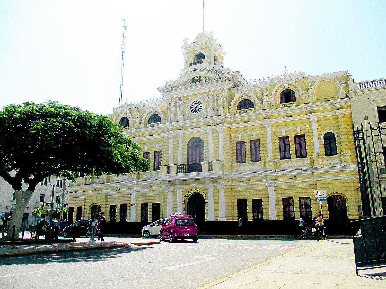 MPCh aumenta S/ 4.5 mills. a obreros, pero ¿a espaldas de la ley?