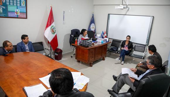 La Comisión de Educación del Consejo Regional de Ayacucho se constituyó a la Unidad de Gestión Educativa Local (UGEL) de Huanta, con el propósito de iniciar el proceso de fiscalización a esta entidad del Gobierno Regional de Ayacucho.