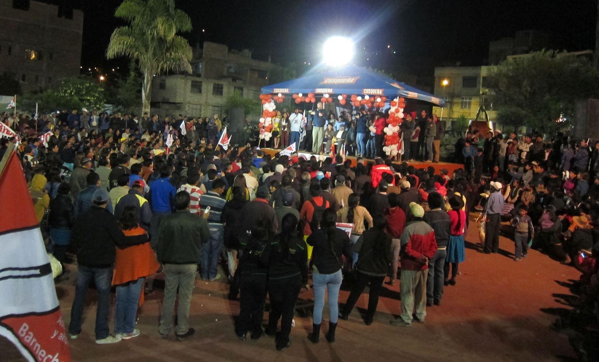 Barnechea visita Apurímac y ofrece industrializar hierro de Andahuaylas