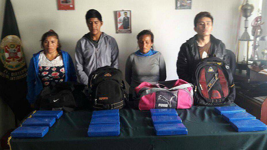 Detienen a cuatro personas llevando más de 18 kg de droga en maletas
