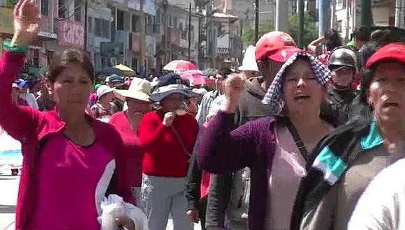 Padres de familia convocan a marcha de apoyo a maestros en huelga en Abancay