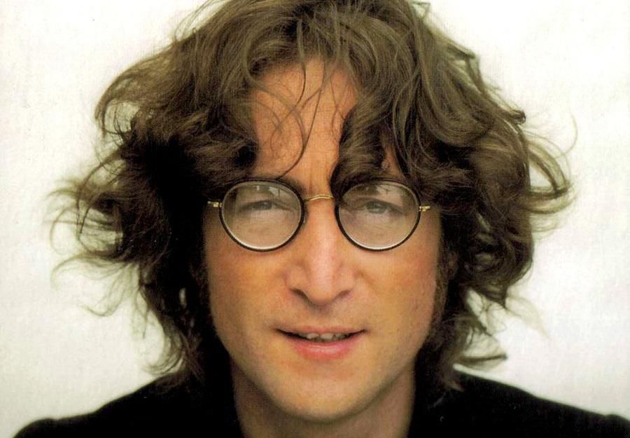 Recuerdan a John Lennon a 35 años de su asesinato (VIDEOS)