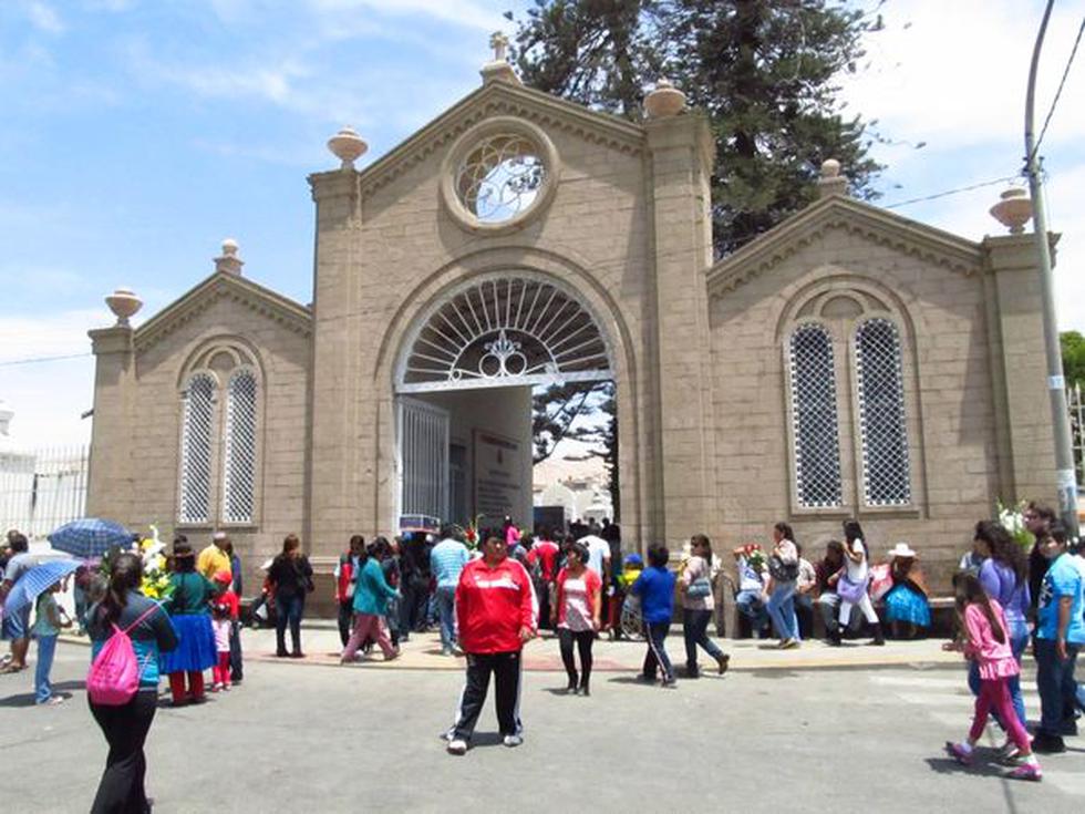 Los olvidados: Tumbas de nuestros personajes ilustres