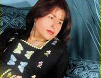 Roxana Gutiérrez
 presenta producción