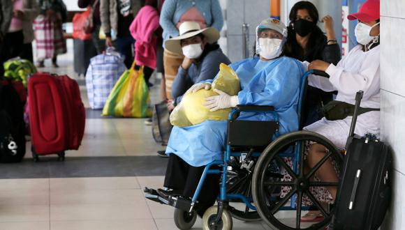 SuSalud sancionará con más S/ 1 millón a personas que difundan datos de pacientes con coronavirus. (Fotos: AFP)