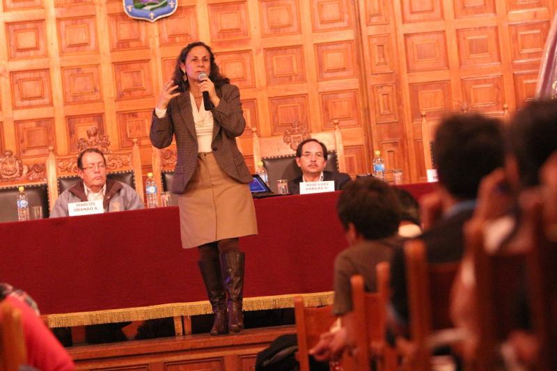 Docentes con 65 años se van sí o sí