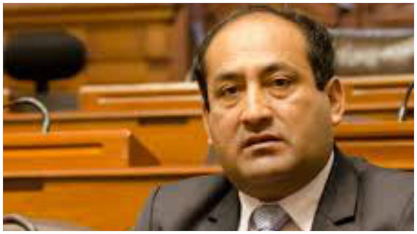 Congresista Wilmer Aguilar explicó su situación sobre afiliación al SIS