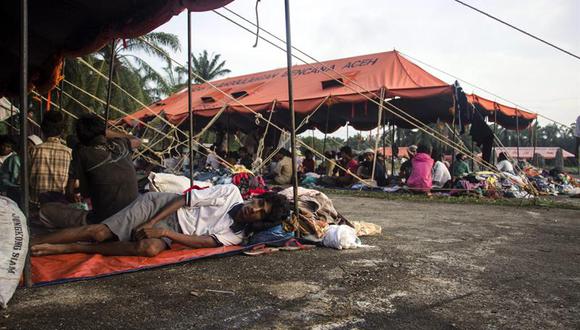 Malasia: Hallan fosas comunes en plena crisis de migrantes