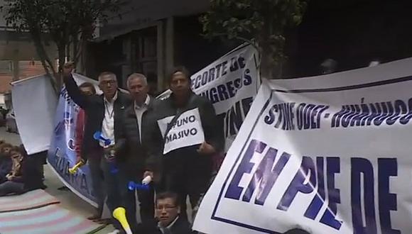 Trabajadores del INEI realizan huelga por incremento de sueldo (VIDEO)
