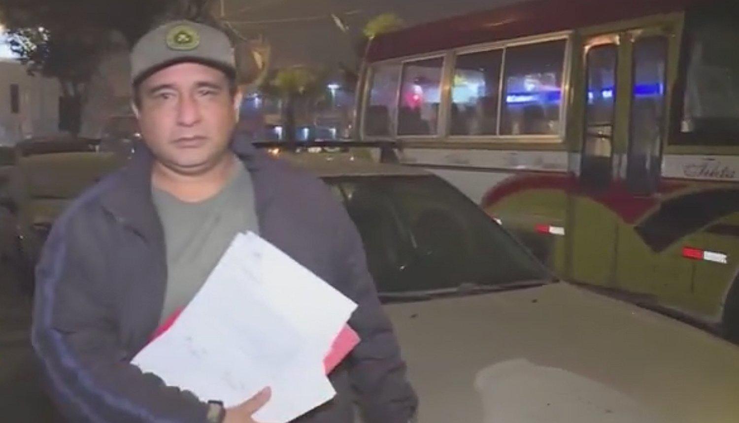 Compra auto en remate del SAT y descubre que tenía orden de captura (VIDEO)