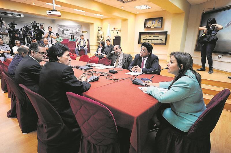 Comisión parlamentaria evalúa interrogar a Martín Belaunde Lossio 