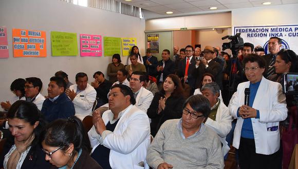 Comisiones de trabajo analizan problemática en el sector Salud de Cusco