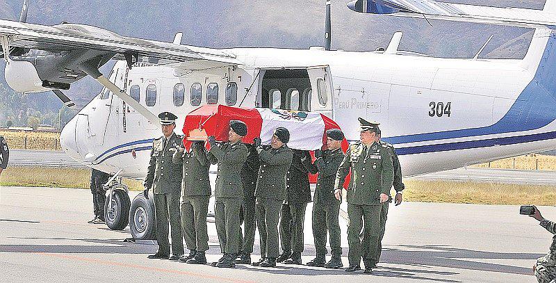 Confunden cuerpos de militares abatidos en el Vraem