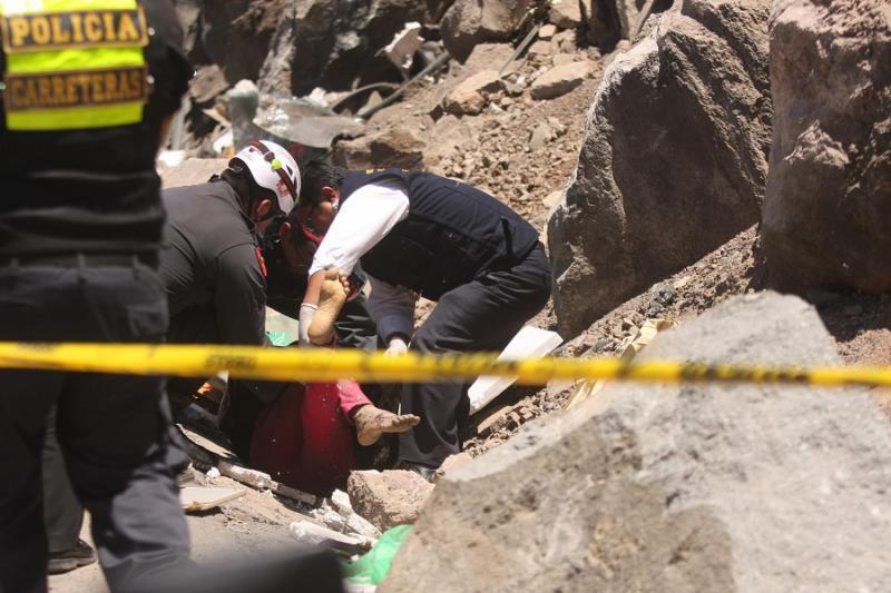 Áncash: Diez personas fallecen en accidente cuando se dirigían a votar en Lima