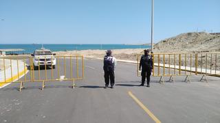 Colocan tranqueras en playas de Talara para evitar el ingreso de turistas