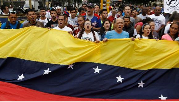 Cancillería evalúa entregar visas humanitarias para venezolanos que ingresen al país