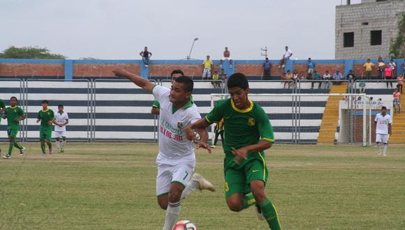 Tumbes: Cuatro clubes pugnan por el título del torneo de fútbol tumbesino de la Copa Perú