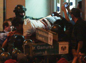 Rehenes del atraco al Banco Continental de Gamarra se recuperan