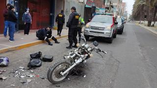 Tacna: Motociclista herido en choque con bus de la ruta 15