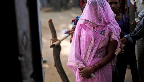 India: Alcalde castiga a niña de 10 años autorizando su violación