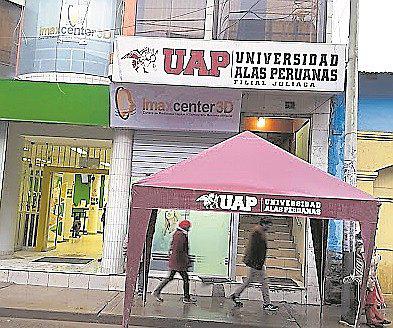 Estudiantes de universidades sin licenciamiento podrán seguir estudiando