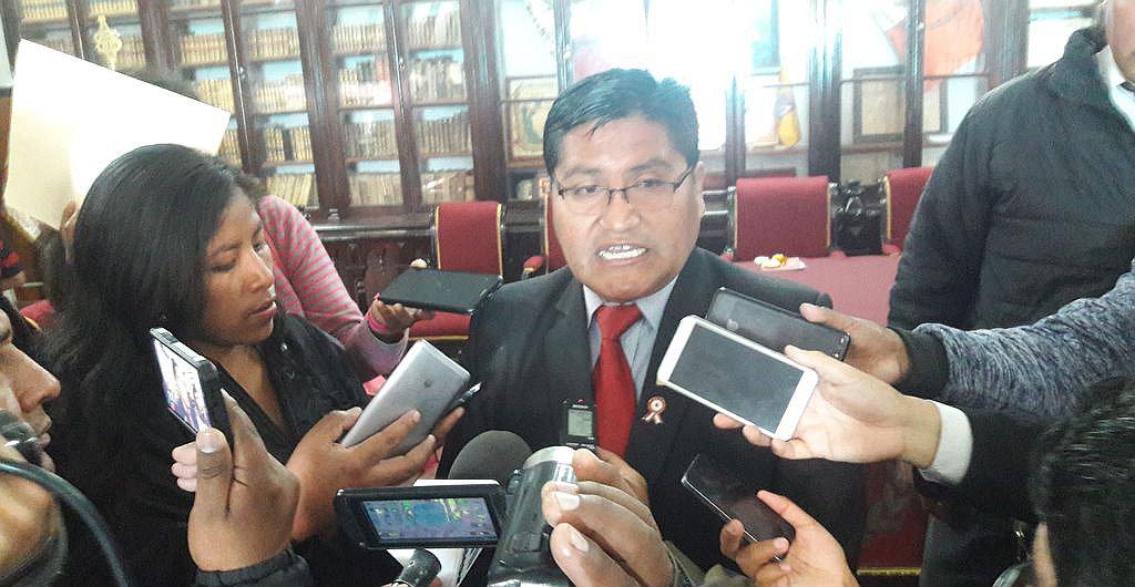 Cancillería verificará problemas suscitados en torno al consulado chileno