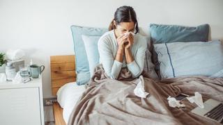 ¿Cuáles son las diferencias entre el COVID-19, un resfriado y la neumonía?