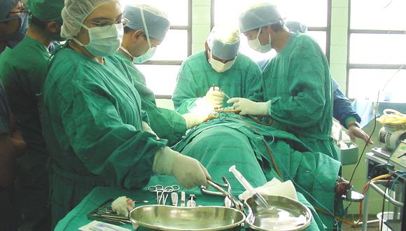 Cusco: Médicos extirpan tumor gigante en Hospital Regional