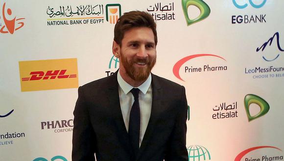 Lionel Messi hace campaña contra la hepatitis C en Egipto