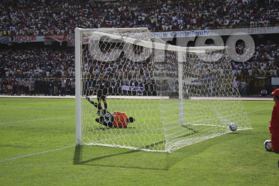 Minuto a Minuto el partido entre Universitario Vs Garcilaso