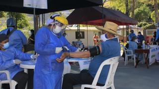 20 adultos mayores sin DNI pudieron acceder a dosis de las vacunas contra COVID en Quequeña