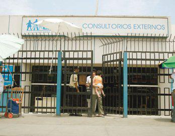 Cuestionado concurso de EsSalud en la mira