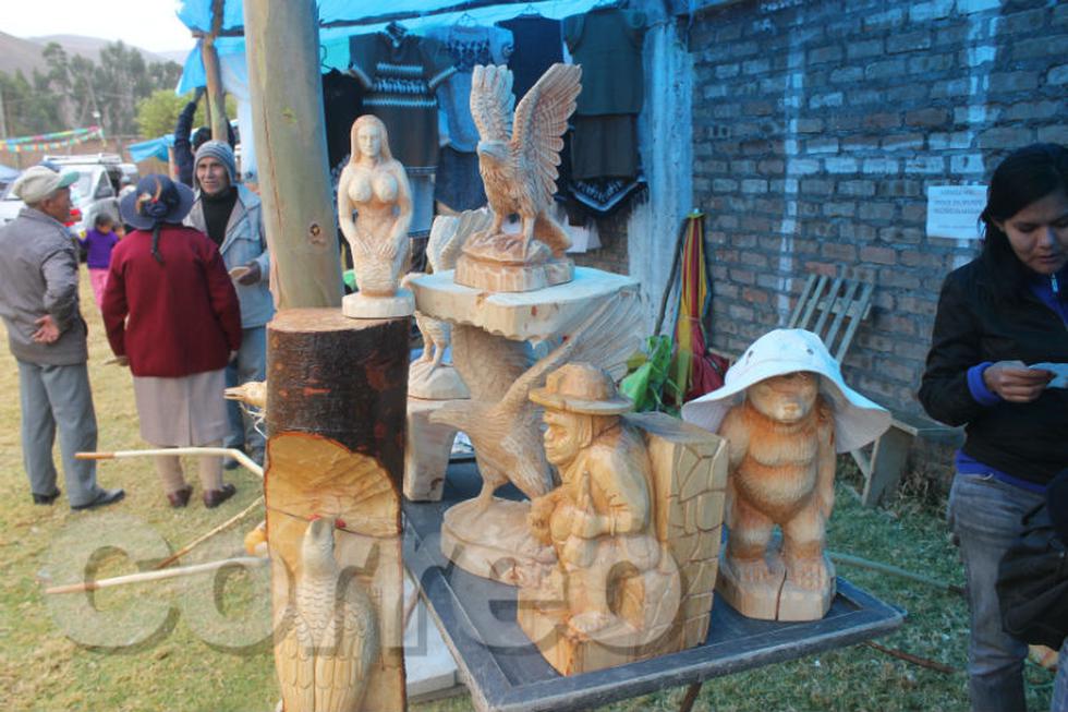 Artesanos jaujinos presentan el cucharón más grande del mundo (FOTOS)