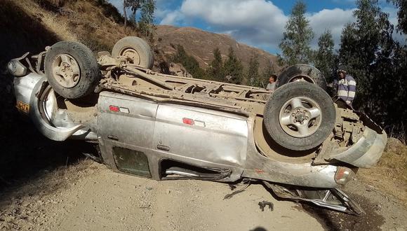 Huancavelica: Camioneta se va a un abismo de 80 metros