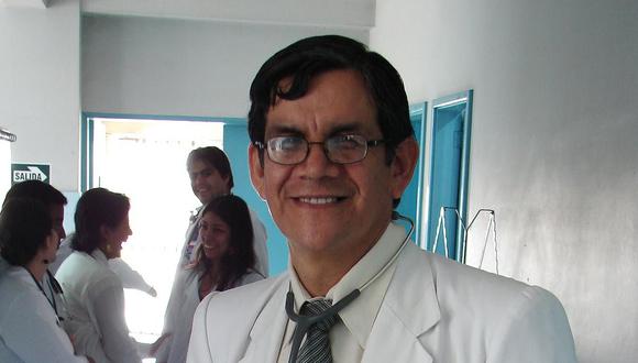 El médico Ciro Maguiña ha tratado e investigado enfermedades infecciosas en el país desde hace décadas. (Foto: UPCH)