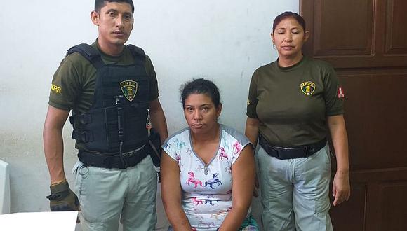 Intervienen a mujer que intentó ingresar tabaco al penal de Puerto Pizarro