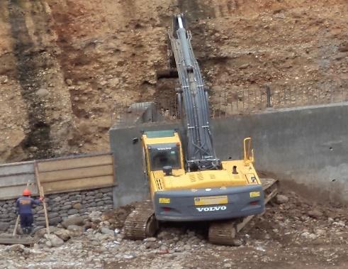 Puente Cuzco sin fecha de entrega