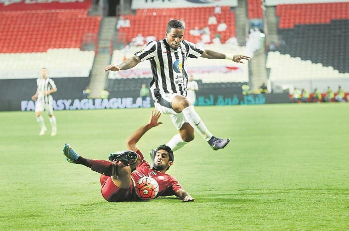 Cuando nadie se lo esperaba, Al Jazira deja libre a Jefferson Farfán