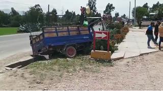 Madre de 19 años que salía a reciclar para Navidad muere aplastada por camión, en Huancayo (VIDEO)
