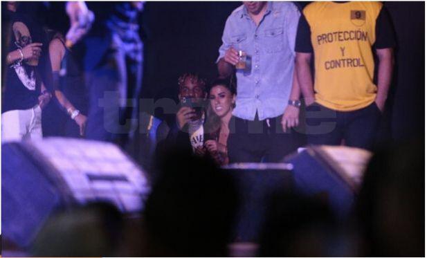 Jefferson Farfán y Yahaira Plasencia recibieron el 2020 juntos. (Foto: Kelvin García/Trome)